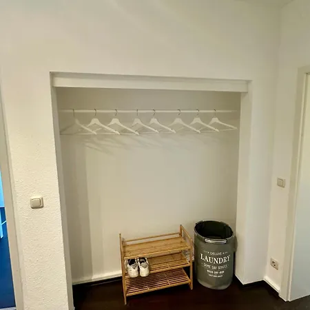 Bege Businessside Apartment
