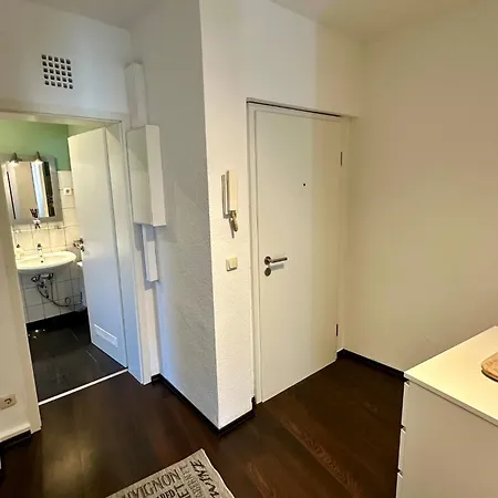 Apartment Bege Businessside