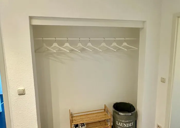 Bege Businessside Lejlighed